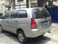 Toyota innova e manual diesel-1