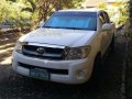 2010 model toyota hilux J-2