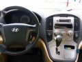 Hyundai Starex 2008 model Top of the line series!!!-2