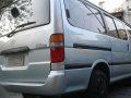 2000 model toyota hiace commuter van-4