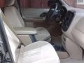2004 ford escape xls AT-5