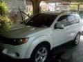 Mitsubishi outlander-1