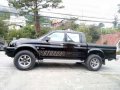 Mitsubishi Strada 4x4-2