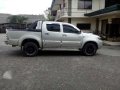 toyota hilux-0
