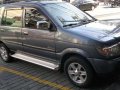 Isuzu Crosswind XT 2011 Sportivo look-2
