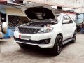 Toyota fortuner V 2014 2015 2013 top of the line 4x2 a.t-2