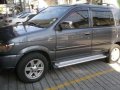 Isuzu Crosswind XT 2011 Sportivo look-0