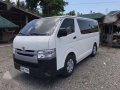 Toyota Commuter 2015 manual diesel-2