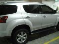 Isuzu mux 3.0ls a 4x2 2016-2