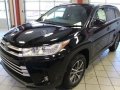 2017 TOYOTA HIGHLANDER XLE-0