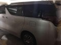 Toyota alphard-4