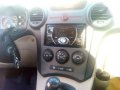 Rush 2010 KIA CARENS 7 Seater Diesel Manual-3
