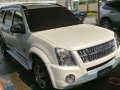 Isuzu alterra 2011-2