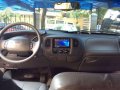 Ford Expedition 2000-5