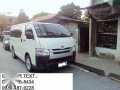 toyota hiace commuter-2
