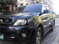 Toyota Hilux G 2010 top of the line-0