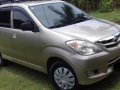 Toyota avanza-0