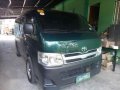 Toyota Hi ace Commuter van-0