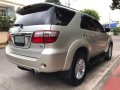 2009 Toyota Fortuner V 4x4 Automatic-3