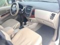 Well maintained Toyota Innova G AT Diesel 2007 Model for sale-9