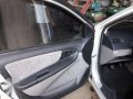 Well maintained Toyota Vios 13 J Manual 2005 Silver for sale-5