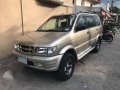 isuzu crosswind XUVi (manual)-0