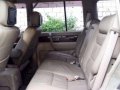 Isuzu Trooper LS Skyroof AT-6