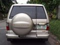 Isuzu Trooper LS Skyroof AT-4