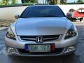 2003 HONDA Accord All Power FULLY LOADED Executive Series Luxury car-4