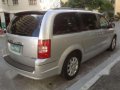 2011 Chrysler Town and Country Stow N Go Diesel AT-7