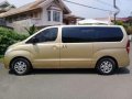 2008 Hyundai Grand Starex TCI GOLD matic diesel. Cash or FINANCING!-4