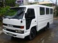 Isuzu Elf FB body 12feet single tire 4BE1 eagle in line 2003 model-9