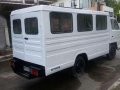 Isuzu Elf FB body 12feet single tire 4BE1 eagle in line 2003 model-2