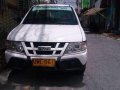 2013 Isuzu Crosswind XT (uv express)-0