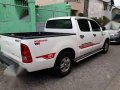 Toyota hilux 4x2 urgently sale-6