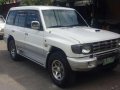 Mitsubishi pajero-0