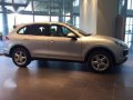 2017 Porsche Cayenne Diesel PGA not Mercedes Land Cruiser Range rover-0