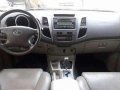 Toyota Fortuner V 4x4 AT D4D Diesel for sale-4