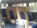 Nissan Urvan Estate 2009-6