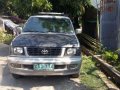 Toyota Revo 2002-1