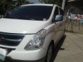 2008 hyundai grand starex vgt 2011 toyota avanza g-1