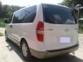 2008 hyundai grand starex vgt 2011 toyota avanza g-0