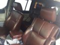 Jeep Commander limited edition brown leather seats-3