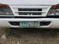 Isuzu Elf Giga NKR 14ft Close van-0