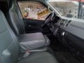 2010 Toyota Hiace Commuter-2