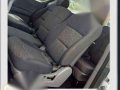 Hyundai Grand Starex 2009 Manual transmission with 4th row seat-7