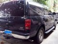 Ford Expedition SUV CAR-2