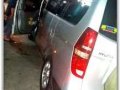 Hyundai Grand Starex 2009 Manual transmission with 4th row seat-5