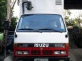 4bc2 alum close van isuzu elf nkr truck 14 feet 6 wheels-4