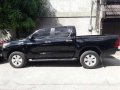 Toyota 2016 hilux 2.4 G Automatic 4.000kms mileaged-1